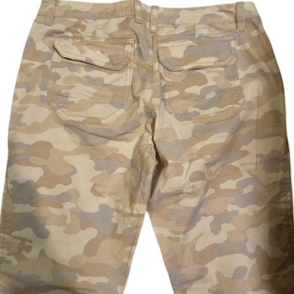 Khakis by Gap Skinny Utility Khaki Camo Pants Sz 2R - Picture 3 of 4